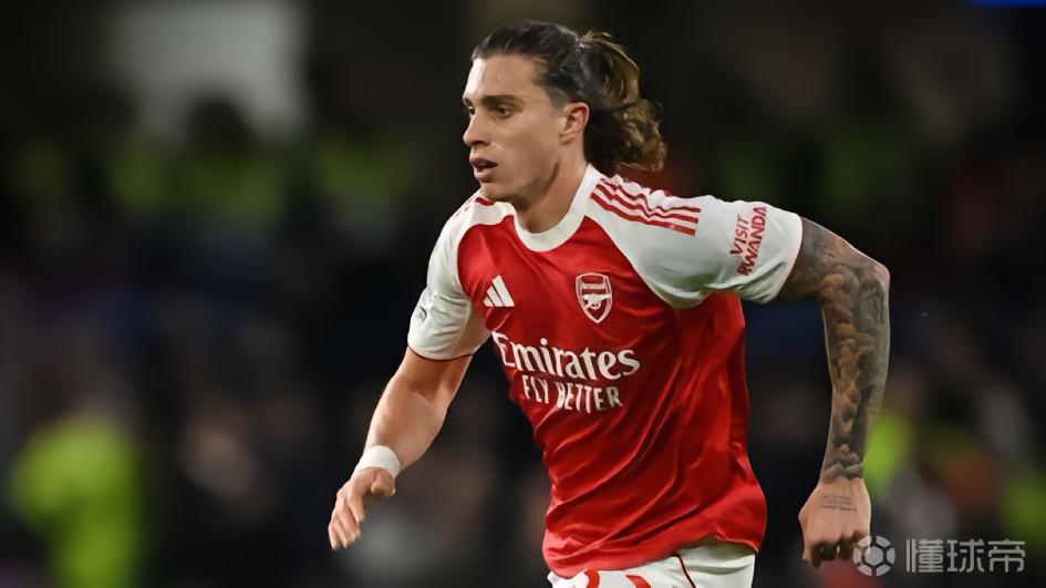 罗马诺:皇马已与卡拉菲奥里团队接触,球员符合技术特点要求